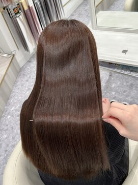 ナビ 金沢駅前店(navi) *つやつやストレートヘア*