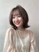 抜け感のあるシルエット◎ふんわりくびれボブ