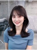 大人ガーリー似合わせカットミディアムレイヤーダークアッシュ