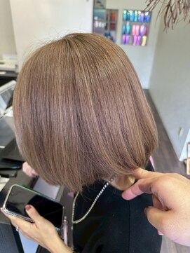サンタフェ 岡崎店(Santa'Fe) 髪質改善カラー/透明感/ブラウン/ショート
