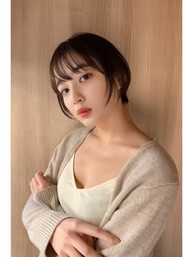 フィル 横浜(fil) ショート_シースルーバングベージュアッシュグレージュ