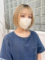 ロマーリ(LOMARLIE)&nbsp;ハイトーンカジュアルボブ_似合わせカット