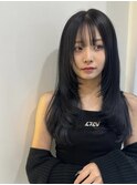 ブルーブラック×レイヤーカット