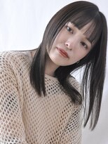 トリッカ シブヤ(TRICCA SHIBUYA)&nbsp;ミディアムヘア透明感カラーフルバング似合わせカット20代30代