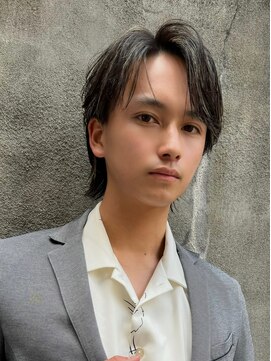 ロンド アンブル 四条烏丸(Lond ambre) 萱原大幹 センターパート/眉毛/短髪/メンズカット