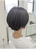 白髪染めダメージの心配な方へ。染まる暗色ファッションカラー