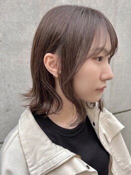 リッカ(Ricca)の写真/【気になる白髪をしっかりカバー】頭皮に優しい薬剤で、大人女性の魅力を引き立たせる上品なカラーに