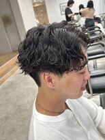 ラヴィズムバイフィフス(LUVISM by fifth) 波巻きツイストスパイラル波打ちパーマフェザーパーマ/新潟