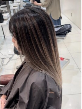 ヘアアンドビューティー クアトロ 戸祭店(QUATRO) バレイヤージュ