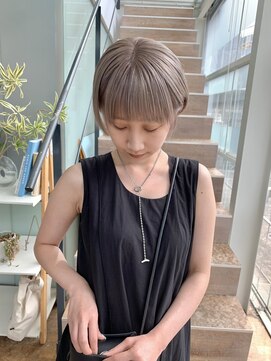 ヴィジョン(VISION) ショートヘア/ホワイトベージュ/ミルクティーベージュ/ショート