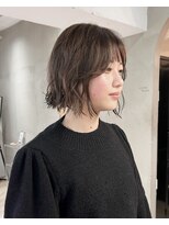 ローレン(LOREN)&nbsp;イメチェン/ホワイトブロンド/外ハネボブ/ワイドバング/栄名古屋