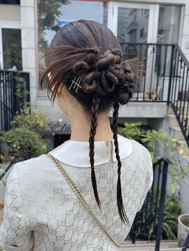 エルメ(Elme) ＊ワンホン＊タイトヘアアレンジ☆【河崎】