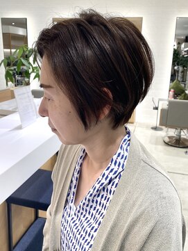 ステアケース 武蔵小杉店(stair:case) 大人ショートレイヤー/白髪ぼかしハイライト/武蔵小杉/自由が丘