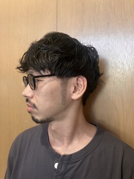 ダカ(DAKA)の写真/《ビジネスにもカジュアルにも》清潔感と機能性◎周りからも好印象！できる大人のメンズヘアを提案します！