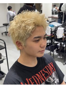 ゴールドシブヤ(GOALD SHIBUYA) ハイトーンスパイキーショート