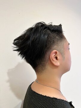 個性派メンズカット