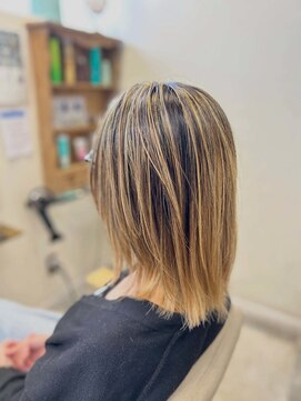 ヘアーアンドメイク ドレス(DRESS) なかなかサロンに来れない方にオススメカラー￥