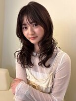 リサヘアーデザイン(RISA HAIR DESIGN)&nbsp;ロングレイヤー グレージュ 巻き髪 セミロング 韓国風