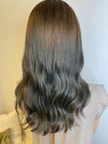 ジーナ 船橋(Zina)&nbsp;オトナ女子ツヤ髪アッシュカラーふんわりミディシースルーバング