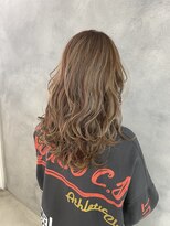 ボルジェ(Bolge) 白髪ぼかしハイライト×レイヤー