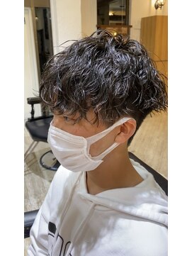 ラズリーヘアー(LAZLY HAIR) 刈り上げマッシュ×波巻きスパイラルパーマ