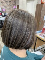 ココカラ(Kokokala)&nbsp;#カラー　#ハイライト　#ショートボブ　#艶髪