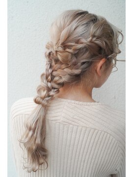 レジュアル(RESSUAL) 結婚式　編みおろし