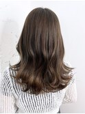ミディアムくびれヘア顔周りレイヤーba520152