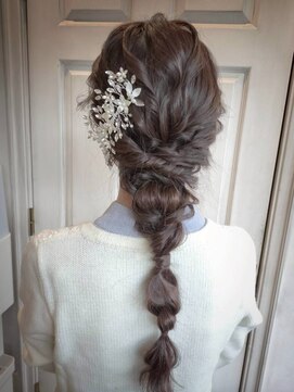 アロマ ヘアー ルーム 新宿3号店(AROMA hair room) 大人可愛い編みおろし/ブライダルヘア/華やかアレンジ