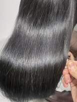 ライア 下北沢(laia)&nbsp;黒髪艶サラヘア【髪質改善 下北沢 トリートメント】