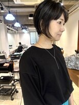 ダンボ(DUMBO)&nbsp;ダークトーン　ハイライト　ショートボブ