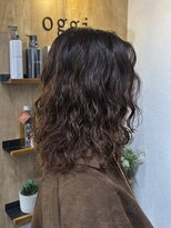 オッジバイケンジ(oggi by KENJE)&nbsp;ミディアムレイヤーパーマ ミディアムパーマ