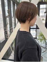 パル バイ ラベスト(Pal by lovest)&nbsp;大人ショート×柔らかベージュ