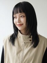 キビト(kibito)&nbsp;新宿オン眉ハッシュカットセミロングレイヤーカット20代30代40代