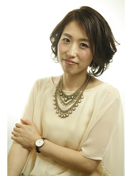 コルテデモーダ(Corte de moda) 大人グレージュ×ＮＵＤＹカール