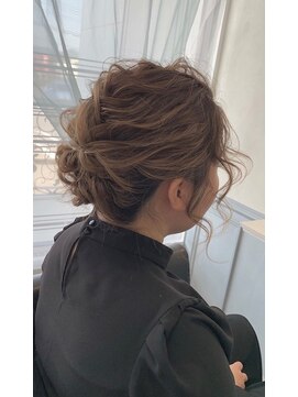 ラ シック(La chic) お呼ばれアレンジ