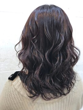 ティンク 天神(Tink) 大人可愛いラベージュカラー