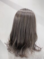 ジーナ 勝どき(Zina)&nbsp;【Zina】エアリーミディ/黒髪/ホワイトアッシュ/ショートパーマ