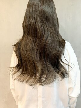 キチ(kichi.) [kichi.] ハイライト×オリーブベージュ