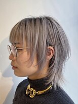 ヤヨイブレインズフェアリー(YAYOI BRAINS fairy) ツヤ髪ハイトーンウルフ