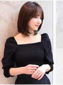 ミディアム20代30代40代50代ストレートレイヤー前髪なし表参道