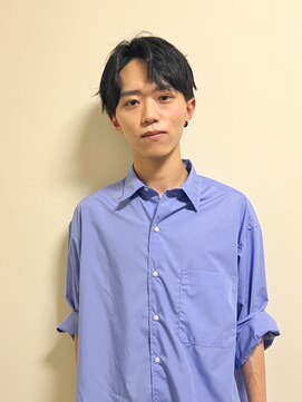 ヨー(Yoh-) 【センターパート/星亘祐】ラフスタイル/外ハネ