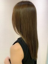 カラー、パーマ等で、髪や頭皮をダメージさせない施術で、圧倒的仕上がりを