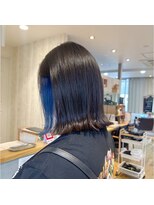 ブロッサム 北浦和店&nbsp;暗髪インナーカラーデザインブリーチハイライト髪質改善北浦和