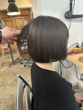 ウィークエンド(WEEKEND) 透け感グレージュ