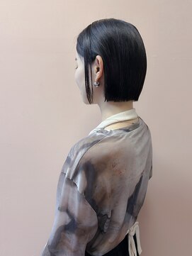 ラクーン バイ 朝日理容室(RacCoON by 朝日理容室) 切りっぱなし×ミニボブ