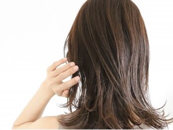 メロウ(mellow)の写真/気になる白髪もしっかりぼかしてオシャレに染めてくれる♪艶感たっぷりの仕上がりに大満足◎