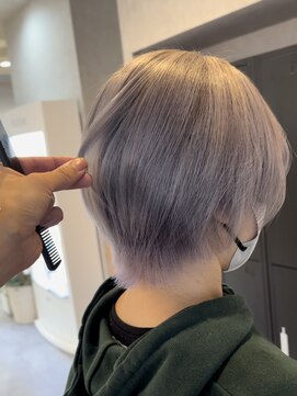 ジゼル 小倉(GiseL) ラベンダーシルバー/ウルフカット