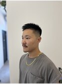 メンズ外国人風フェードアップバングパーマベリーショート