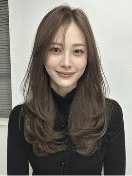 ハーツ(Heart's) ロングレイヤー×白髪ぼかしカラー３０代４０代５０代６０代